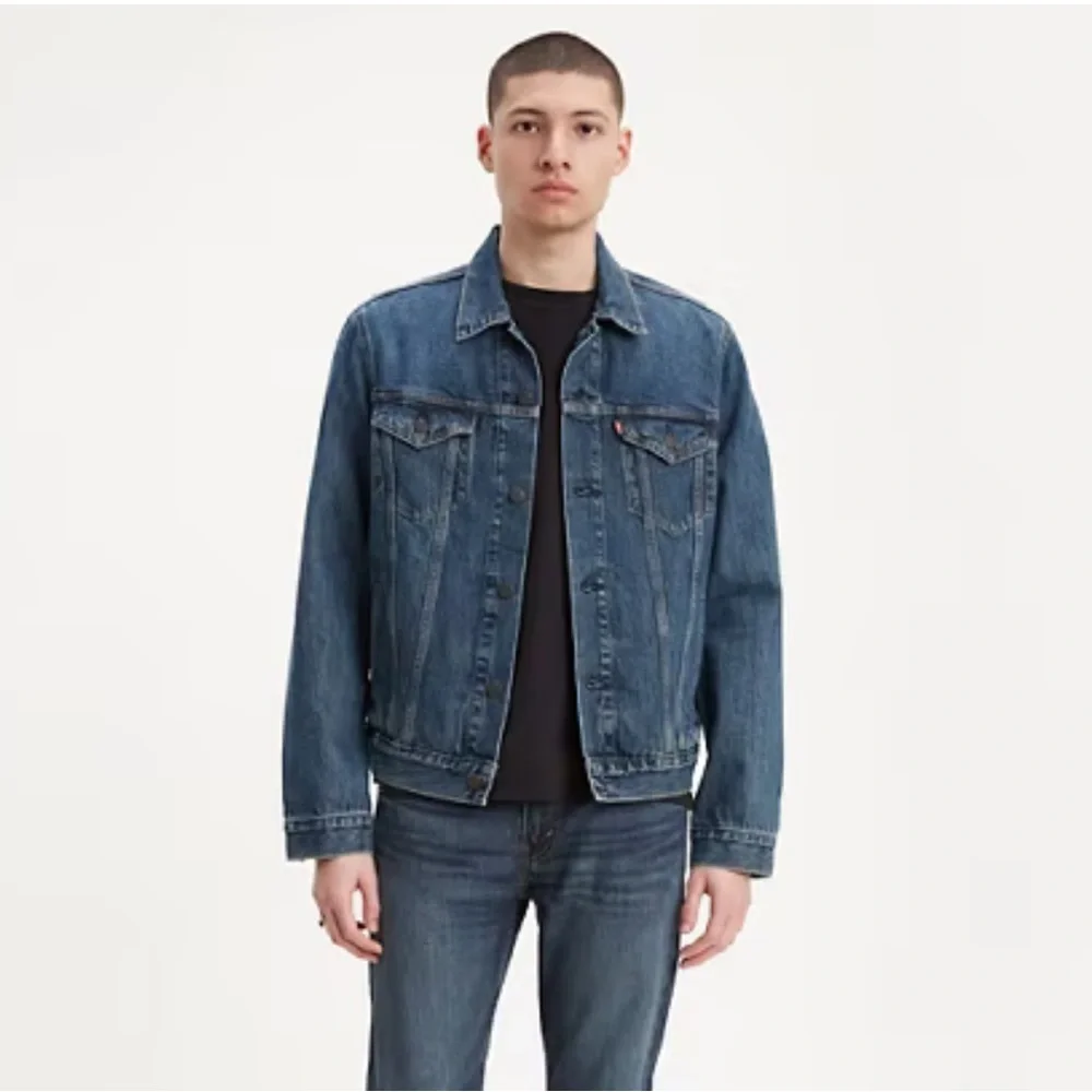⭐️Sold out on the website⭐️Levi’s Trucker denim jacket - Picture 2 of 6